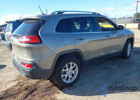 2017 Jeep Cherokee Latitude 4X4 из США, поврежденный, VIN 1C4PJMCS7HW531639